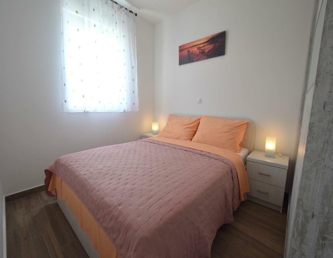 Apartments Medna Čižići 外观 照片