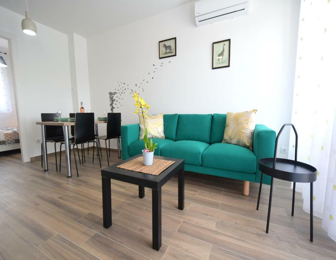 Apartments Medna Čižići 外观 照片