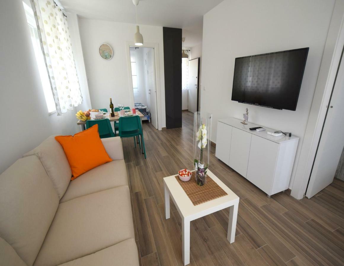 Apartments Medna Čižići 外观 照片