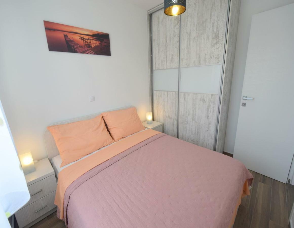 Apartments Medna Čižići 外观 照片