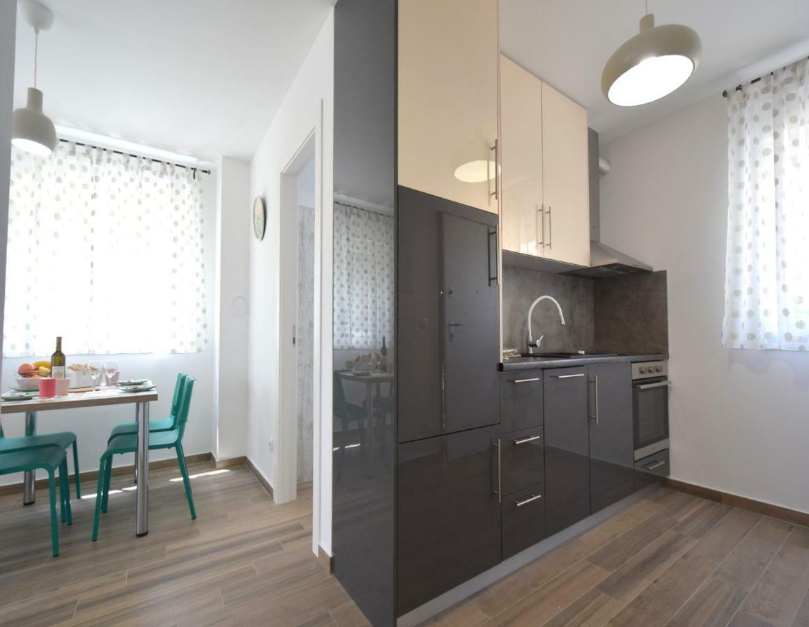 Apartments Medna Čižići 外观 照片