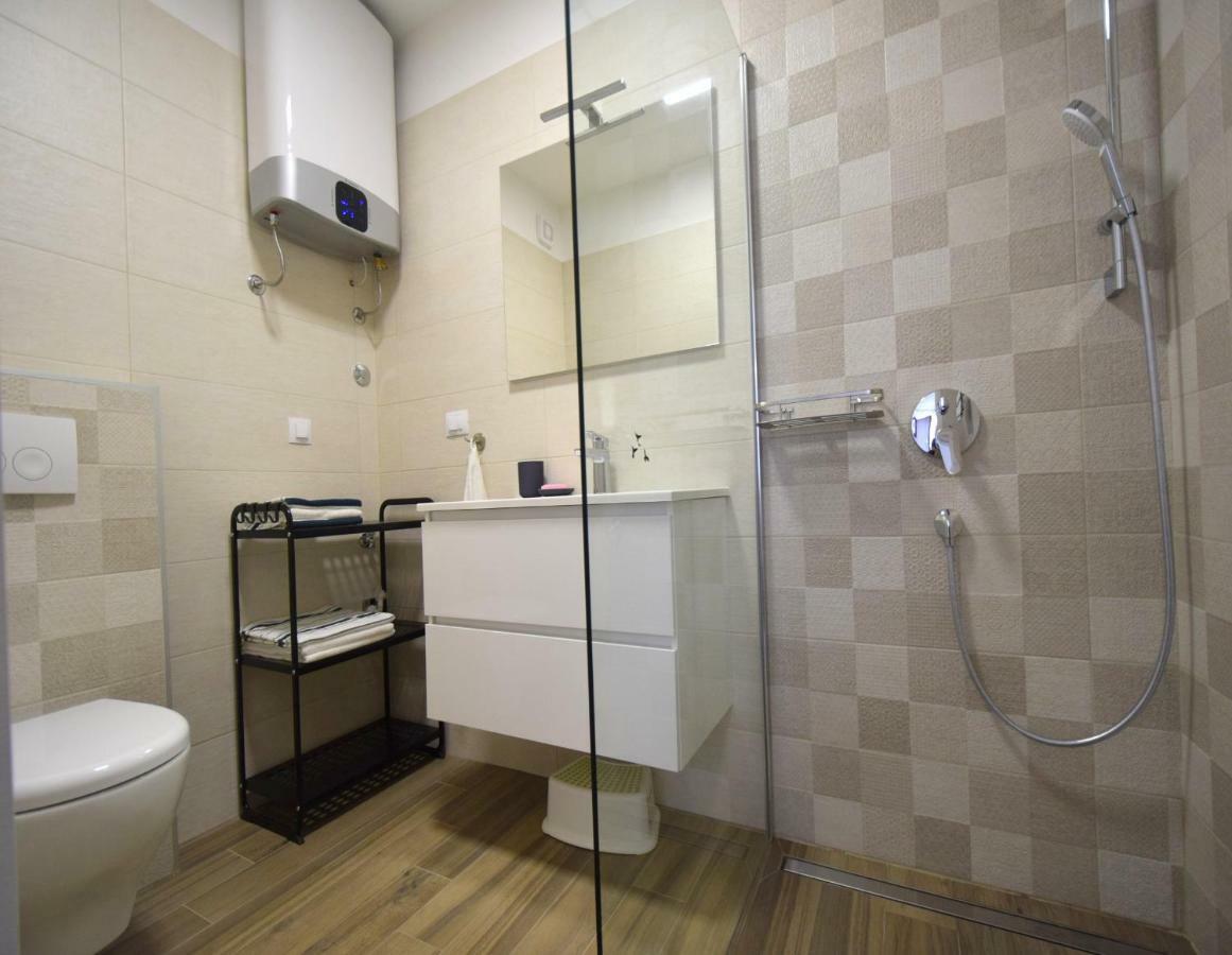 Apartments Medna Čižići 外观 照片