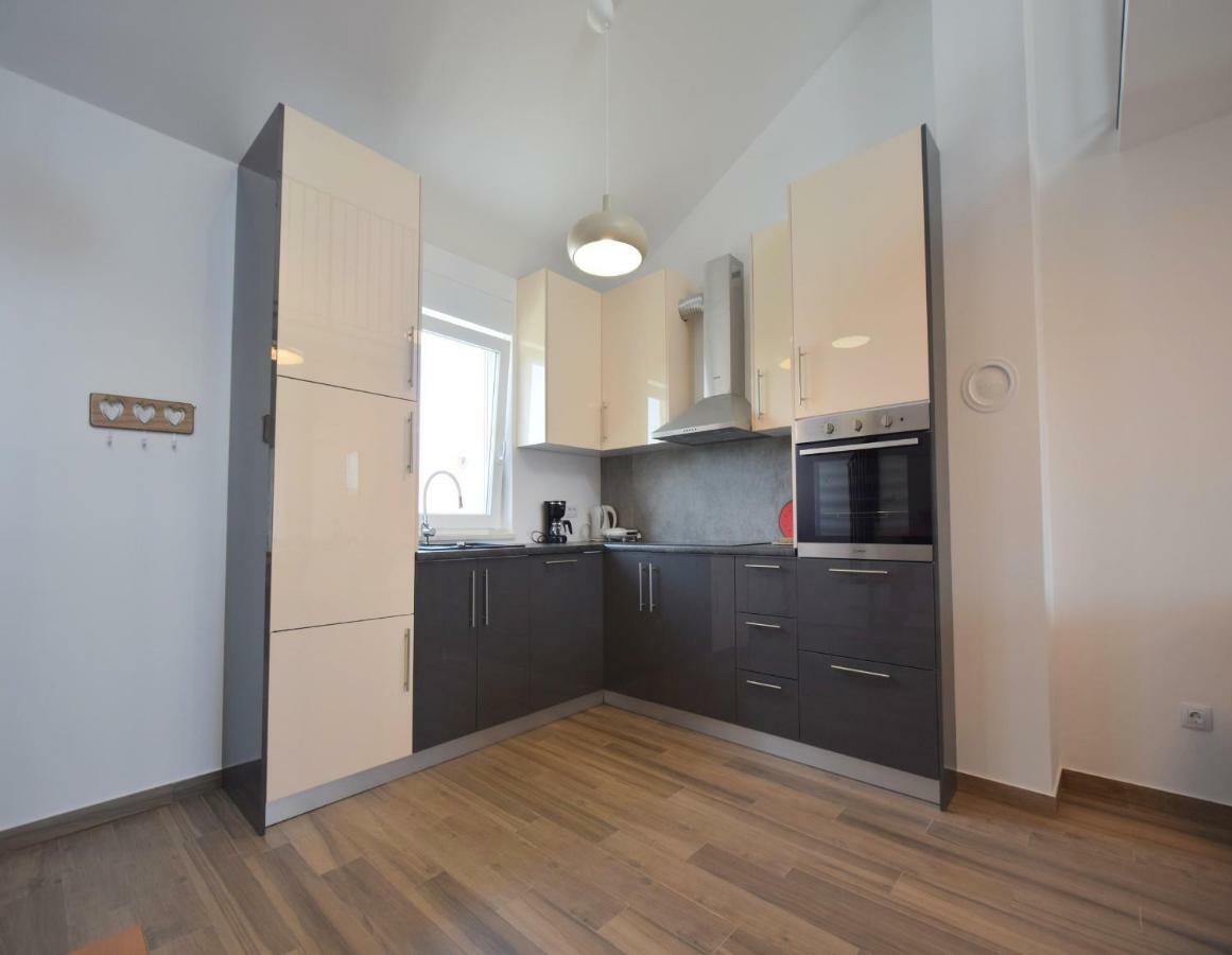 Apartments Medna Čižići 外观 照片