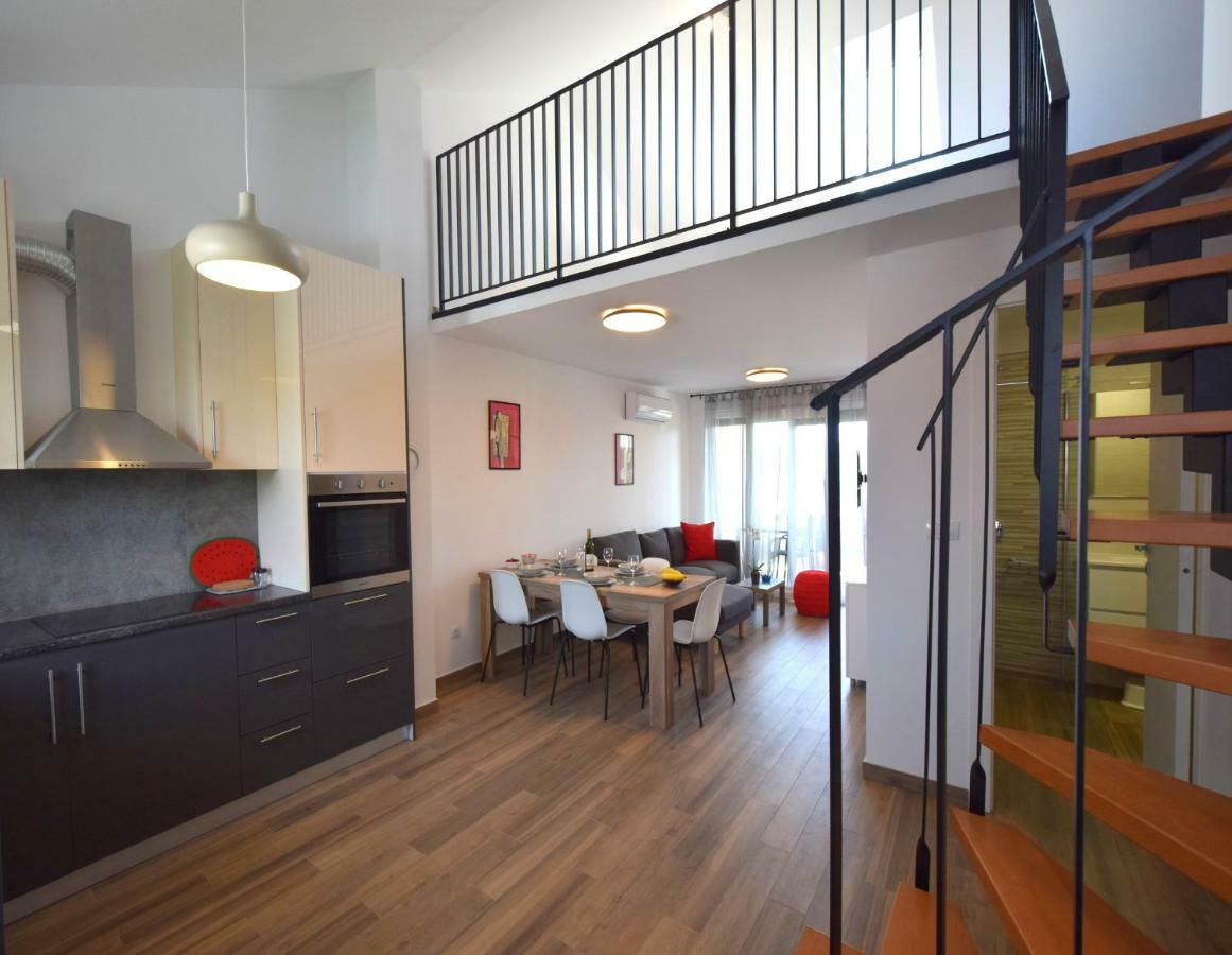 Apartments Medna Čižići 外观 照片