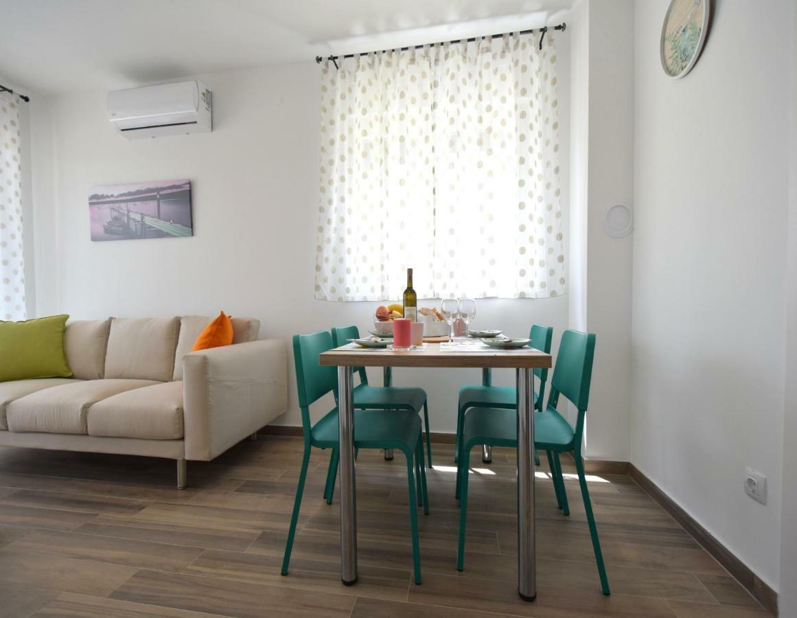 Apartments Medna Čižići 外观 照片