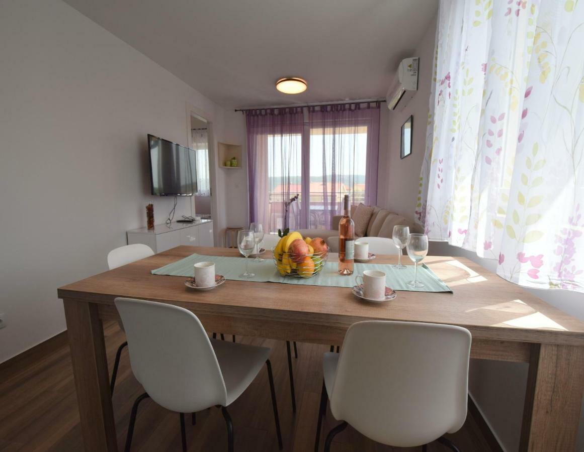 Apartments Medna Čižići 外观 照片