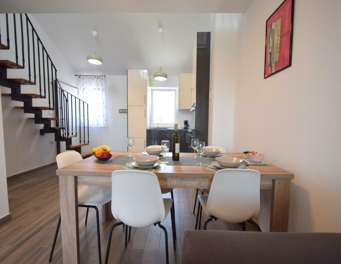 Apartments Medna Čižići 外观 照片