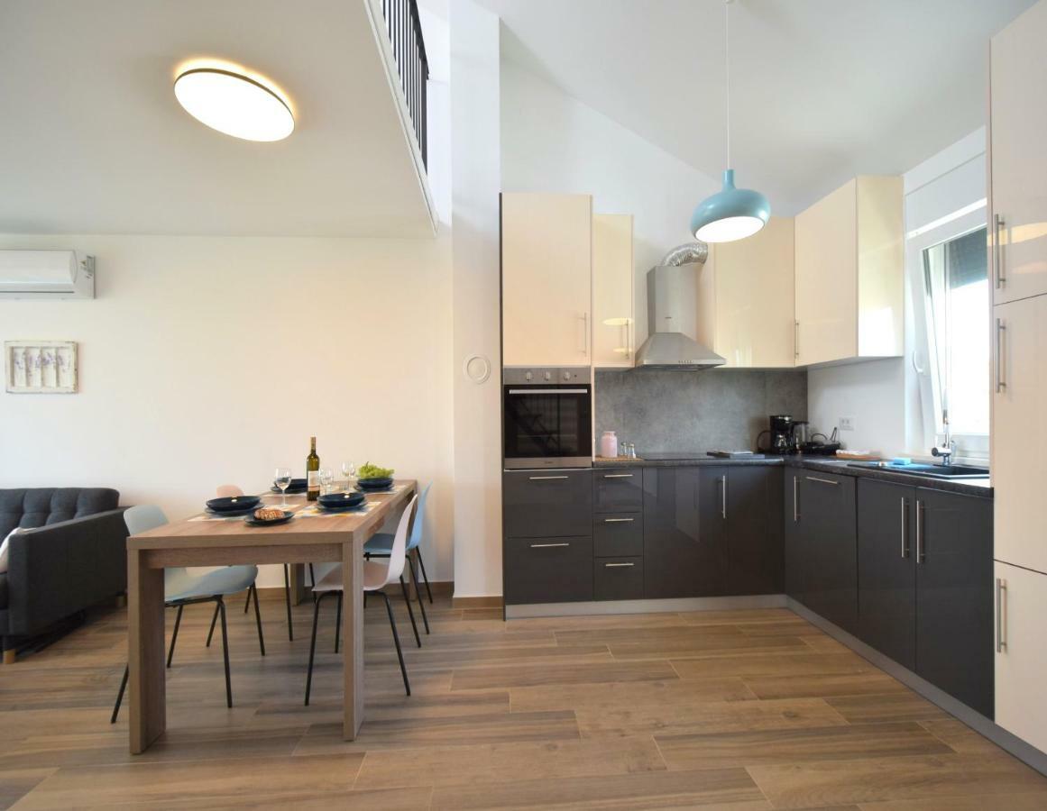 Apartments Medna Čižići 外观 照片
