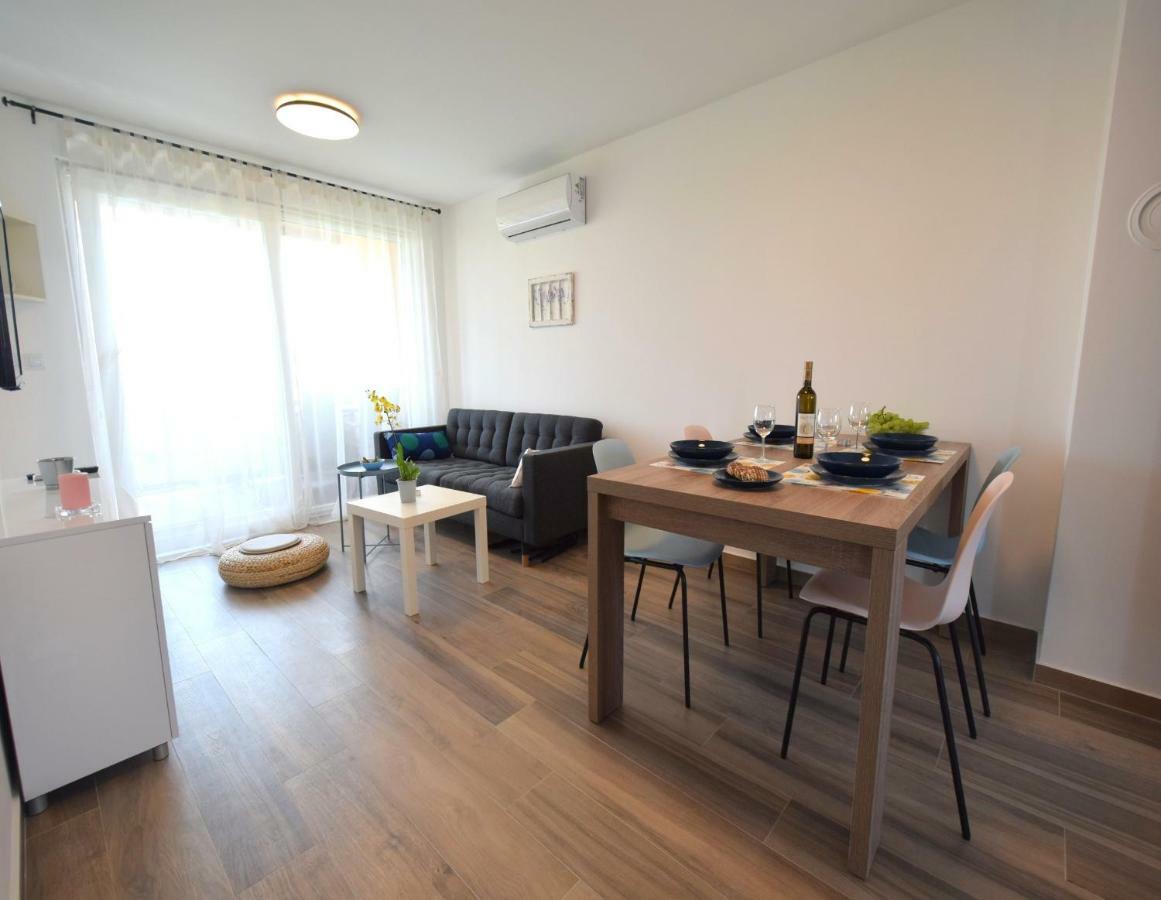 Apartments Medna Čižići 外观 照片